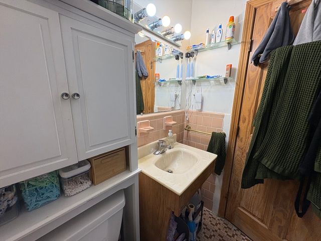 1802 Massachusetts Ave 21, Cambridge, MA 02140