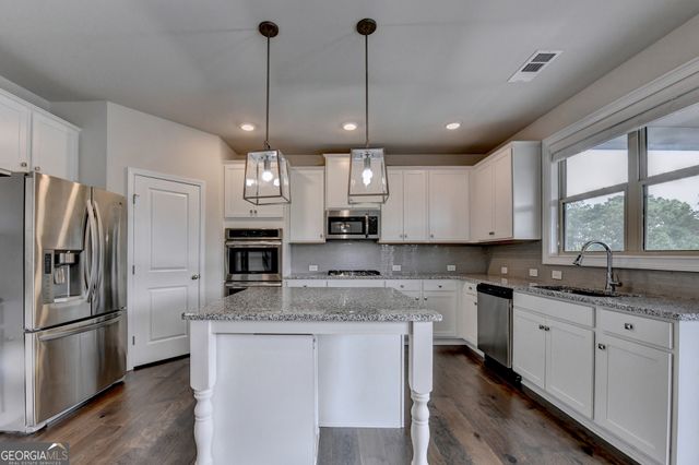 3972 Golden Gate Way, Buford, GA 30518