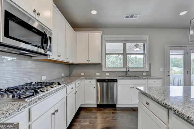 3972 Golden Gate Way, Buford, GA 30518