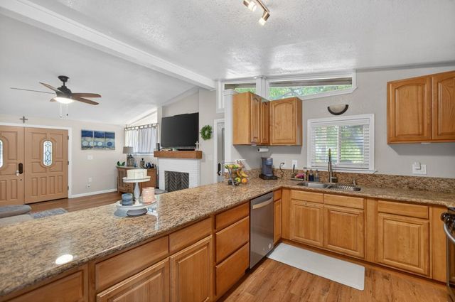 2200 Eastern Ave, Sacramento, CA 95864