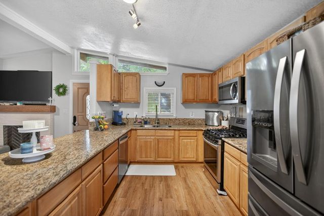 2200 Eastern Ave, Sacramento, CA 95864