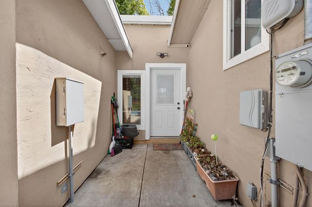 2200 Eastern Ave, Sacramento, CA 95864