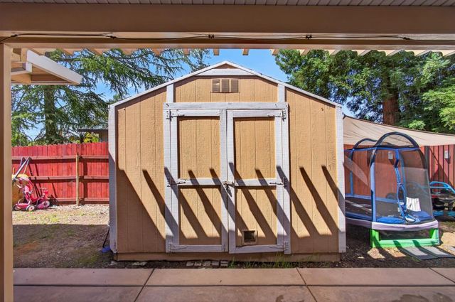 2200 Eastern Ave, Sacramento, CA 95864