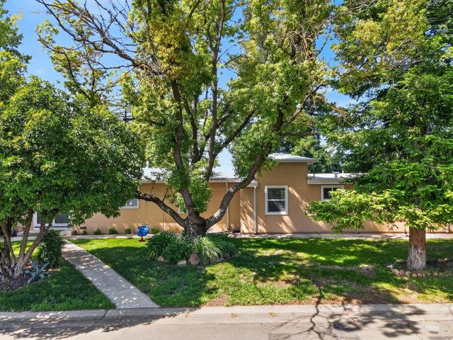 2200 Eastern Ave, Sacramento, CA 95864