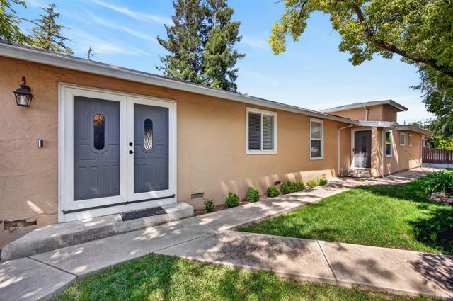 2200 Eastern Ave, Sacramento, CA 95864