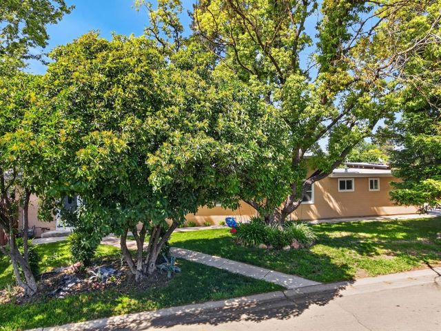 2200 Eastern Ave, Sacramento, CA 95864