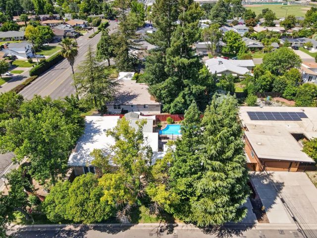 2200 Eastern Ave, Sacramento, CA 95864