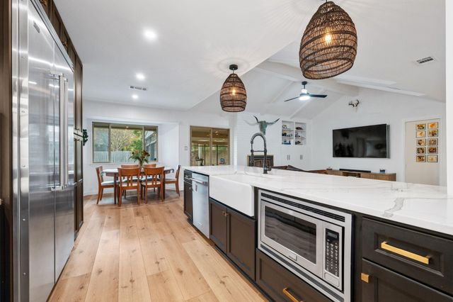 2303 Inverrary CIR, Austin, TX 78747