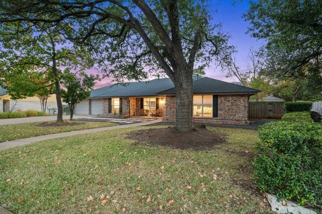 2303 Inverrary CIR, Austin, TX 78747