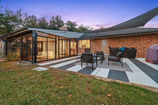 2303 Inverrary CIR, Austin, TX 78747