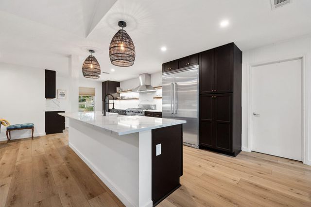 2303 Inverrary CIR, Austin, TX 78747