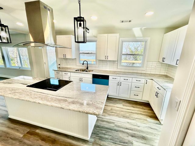 174 Ridge Road Road, Houston, AR 72070