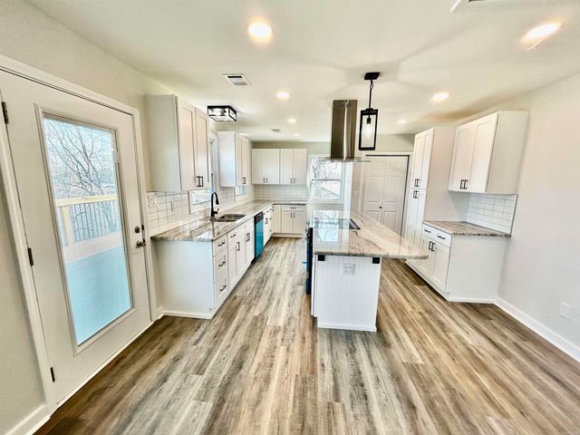 174 Ridge Road Road, Houston, AR 72070