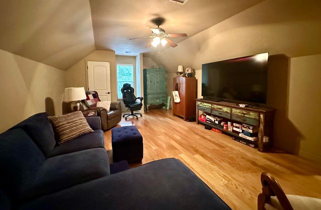 31200 Blackwood Drive, Afton, OK 74331