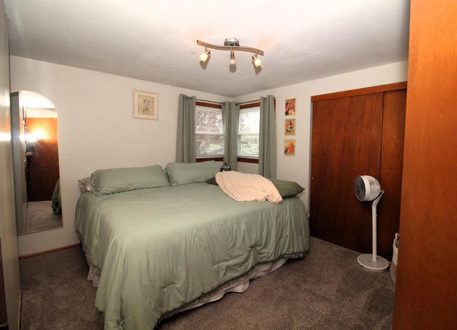 5829 New York AVENUE, Cudahy, WI 53110