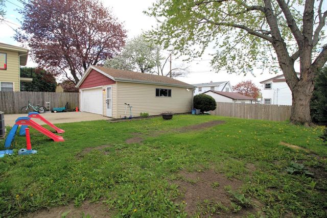 5829 New York AVENUE, Cudahy, WI 53110