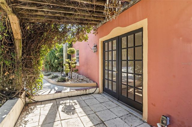 7810 SENRAB DRIVE, Bradenton, FL 34209