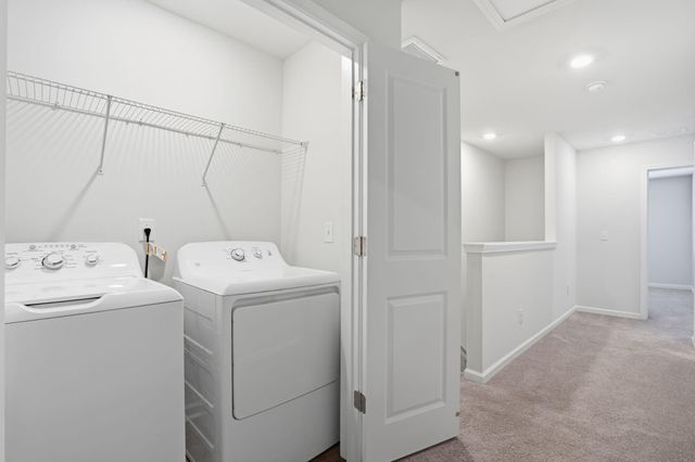 4692 Palm View Circle, North Charleston, SC 29418