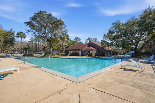 4692 Palm View Circle, North Charleston, SC 29418