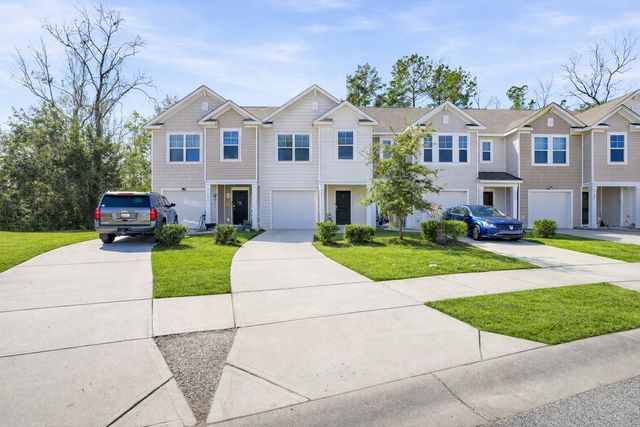 4692 Palm View Circle, North Charleston, SC 29418