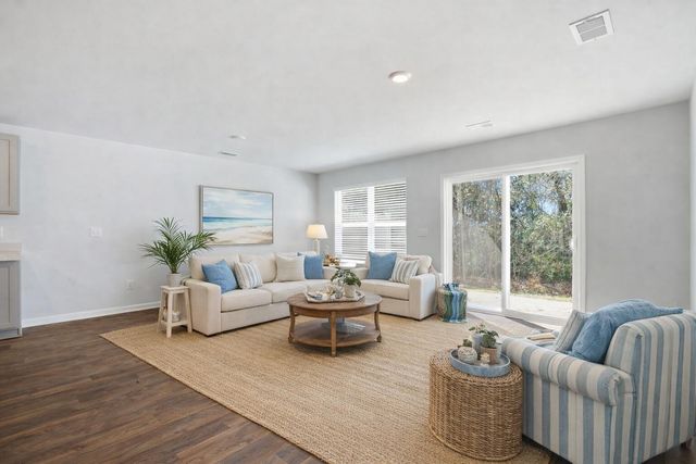 4692 Palm View Circle, North Charleston, SC 29418