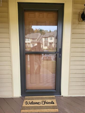 204 Bridgewater DR, Newport News, VA 23603