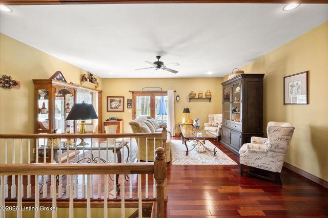 418 Hoagland Hill Rd, Mt Washington, KY 40047