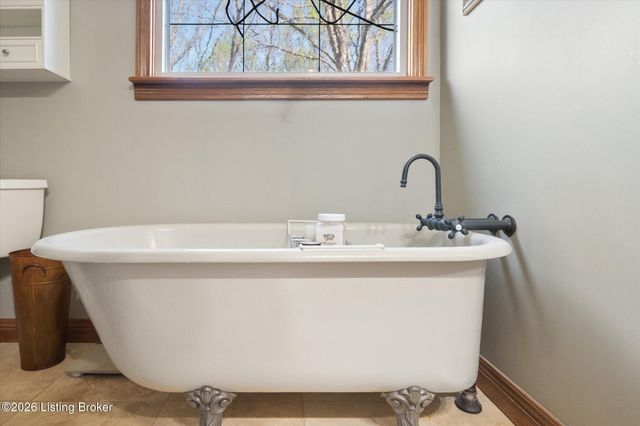418 Hoagland Hill Rd, Mt Washington, KY 40047
