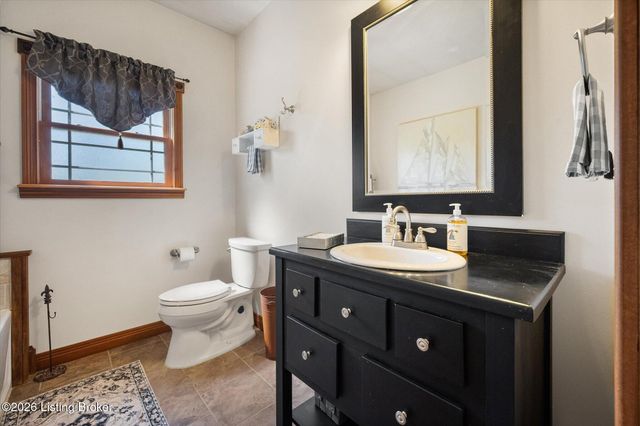 418 Hoagland Hill Rd, Mt Washington, KY 40047
