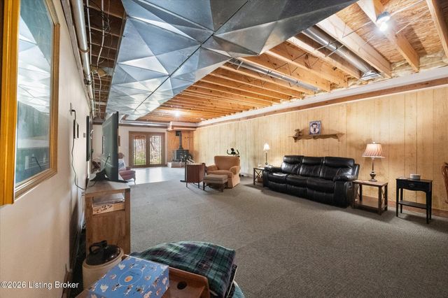 418 Hoagland Hill Rd, Mt Washington, KY 40047