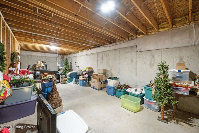418 Hoagland Hill Rd, Mt Washington, KY 40047