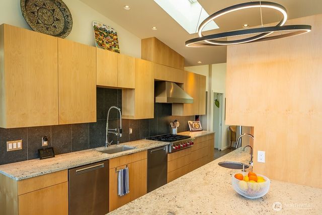 268 Rum Runner Road, Lopez Island, WA 98261