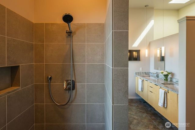 268 Rum Runner Road, Lopez Island, WA 98261