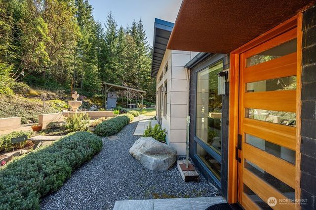 268 Rum Runner Road, Lopez Island, WA 98261