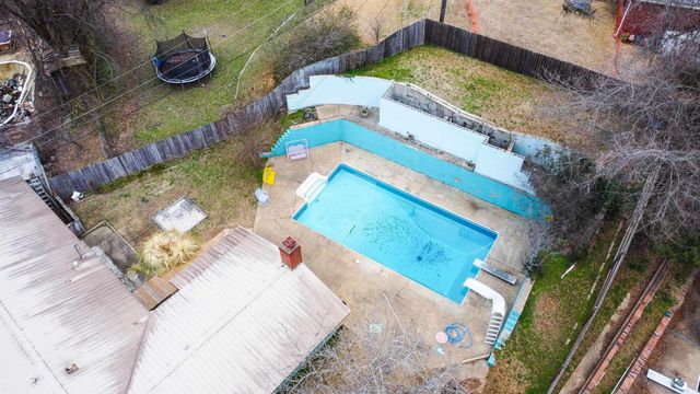 124 Valley Dr, Helena, AR 72342