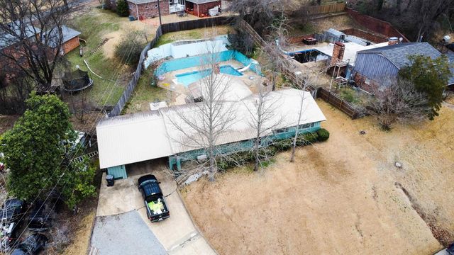 124 Valley Dr, Helena, AR 72342