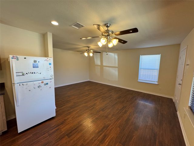 1332 Driess Street, Fort Worth, TX 76104