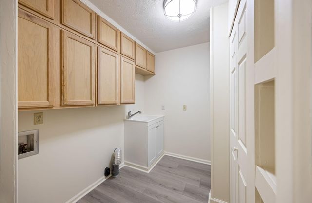 215 Englewood Road, Aiken, SC 29803