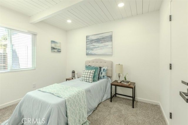 2036 La Jolla, Stockton, CA 95204