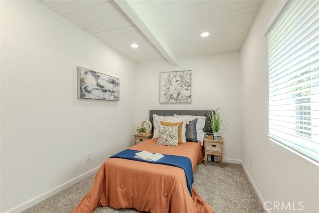 2036 La Jolla, Stockton, CA 95204