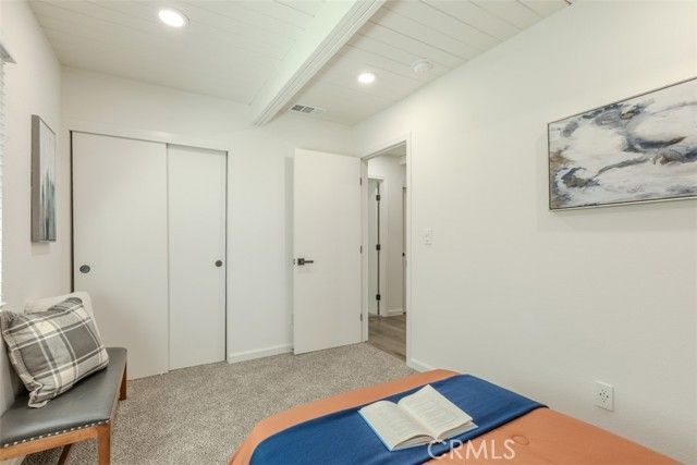 2036 La Jolla, Stockton, CA 95204