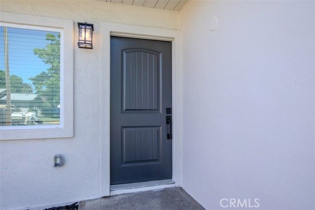 2036 La Jolla, Stockton, CA 95204