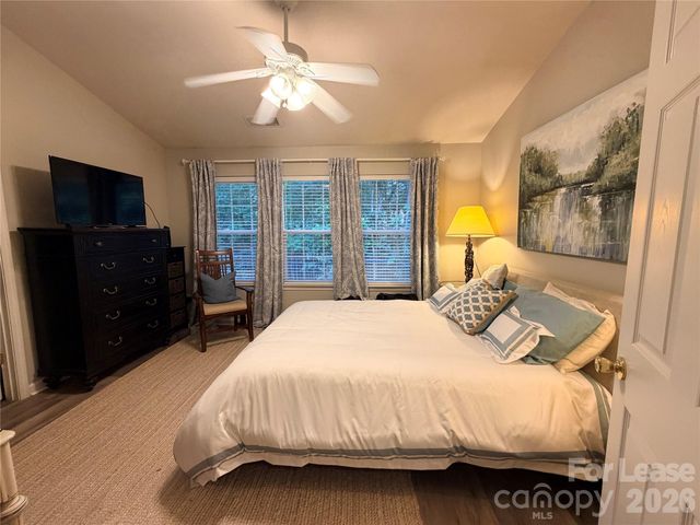 6626 Rothchild Drive, Charlotte, NC 28270