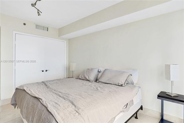 1850 S Ocean Dr 1410, Hallandale Beach, FL 33009