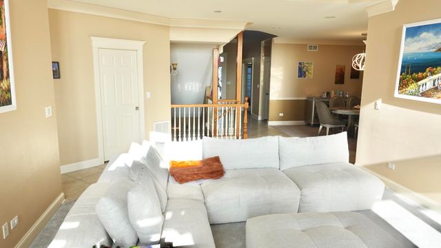 1811 Rizzi Lane, Bartlett, IL 60103