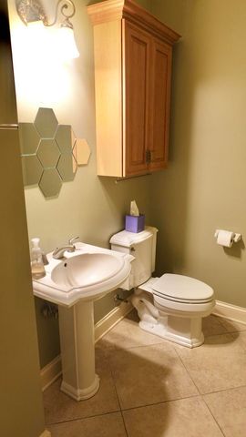 1811 Rizzi Lane, Bartlett, IL 60103