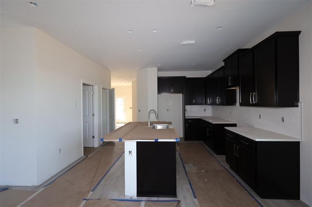 5192 CENTER LAKE RANCH BOULEVARD, St Cloud, FL 34771