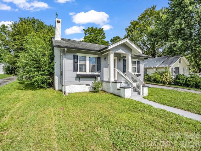 116 Beverly Avenue, Hendersonville, NC 28792