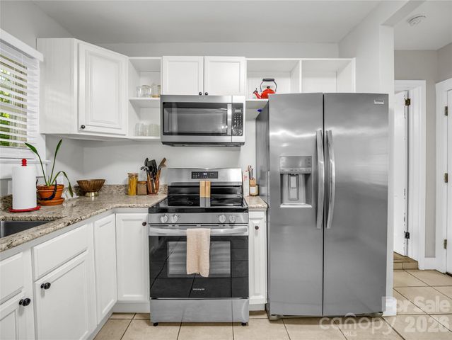 116 Beverly Avenue, Hendersonville, NC 28792