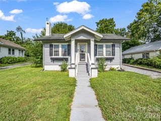 116 Beverly Avenue, Hendersonville, NC 28792